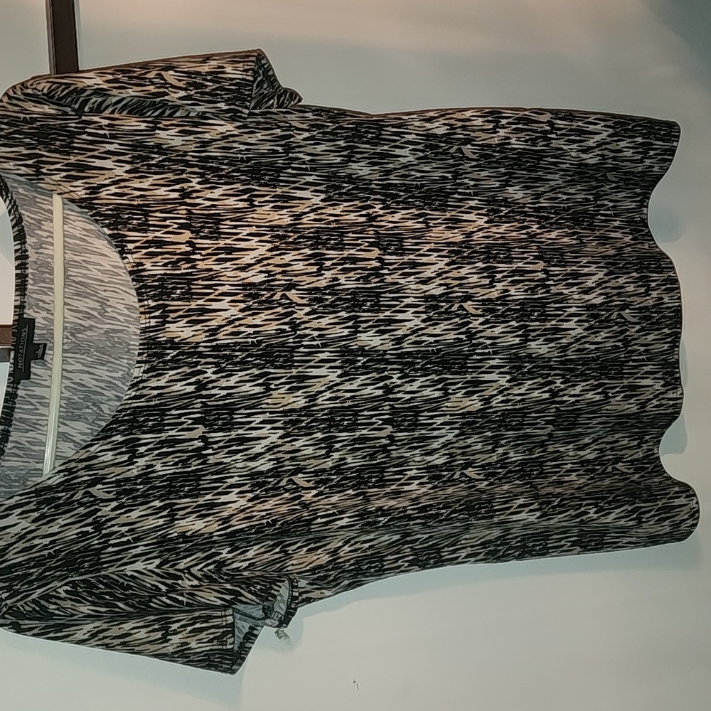 FIRM Price Notations Black and Cream Abstract Top